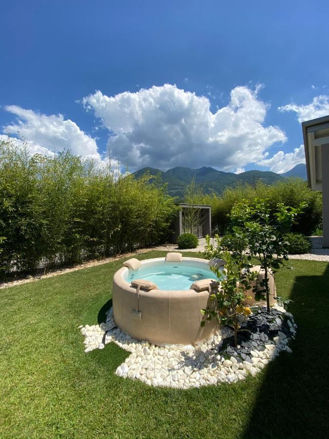Art B&B Design Costa Volpino Exterior photo