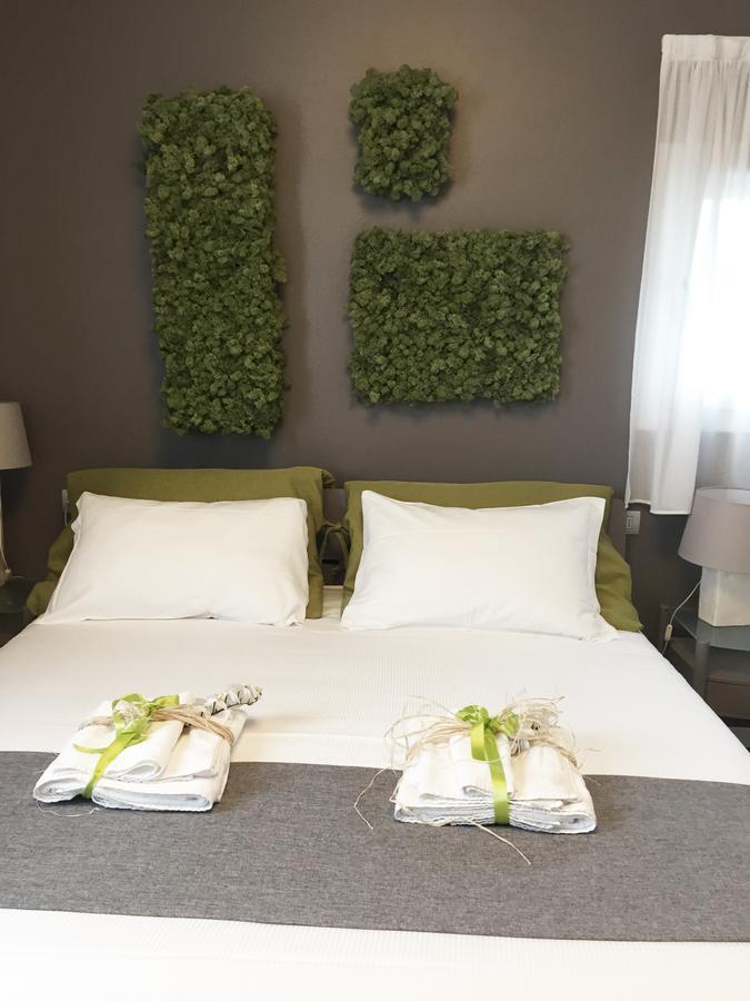 Art B&B Design Costa Volpino Exterior photo