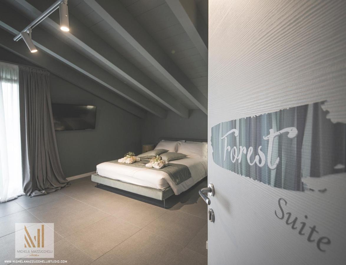 Art B&B Design Costa Volpino Exterior photo