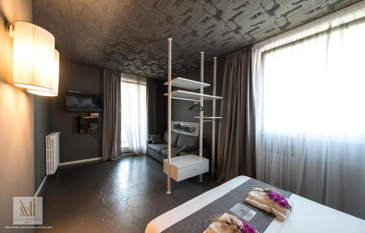 Art B&B Design Costa Volpino Exterior photo